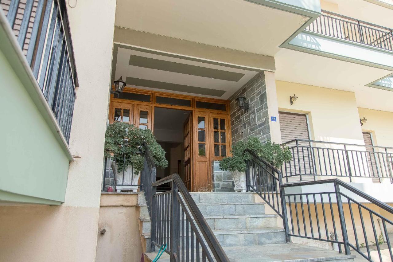 Apartament Luxury Lila House Under The Rocks Kalambaka Zewnętrze zdjęcie